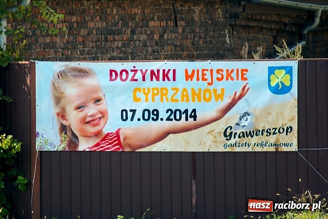 Zdjęcie w galerii na portalu naszraciborz.pl: Boże, z Twoich rąk żyjemy. Dożynki w Cyprzanowie wiadomości z regionu