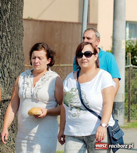 Zdjęcie w galerii na portalu naszraciborz.pl: Boże, z Twoich rąk żyjemy. Dożynki w Cyprzanowie wiadomości z regionu