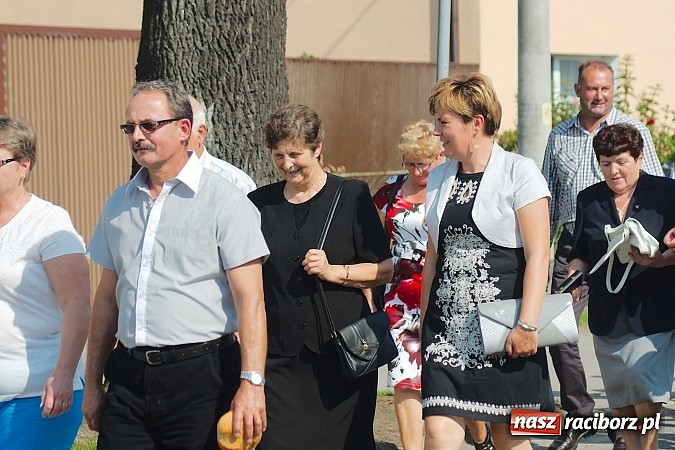 Zdjęcie w galerii na portalu naszraciborz.pl: Boże, z Twoich rąk żyjemy. Dożynki w Cyprzanowie wiadomości z regionu