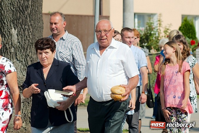 Zdjęcie w galerii na portalu naszraciborz.pl: Boże, z Twoich rąk żyjemy. Dożynki w Cyprzanowie wiadomości z regionu