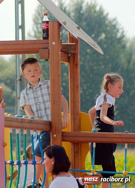 Zdjęcie w galerii na portalu naszraciborz.pl: Boże, z Twoich rąk żyjemy. Dożynki w Cyprzanowie wiadomości z regionu