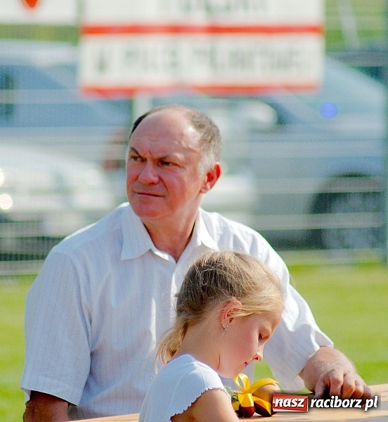 Zdjęcie w galerii na portalu naszraciborz.pl: Boże, z Twoich rąk żyjemy. Dożynki w Cyprzanowie wiadomości z regionu