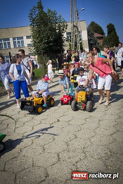 Zdjęcie w galerii na portalu naszraciborz.pl: W Borucinie gmina Krzanowice podziękowała za plony wiadomości z regionu