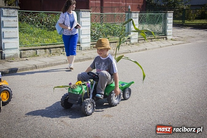Zdjęcie w galerii na portalu naszraciborz.pl: W Borucinie gmina Krzanowice podziękowała za plony wiadomości z regionu