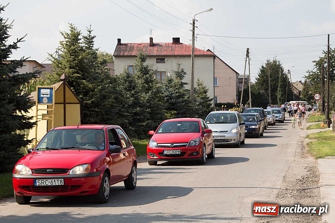Zdjęcie w galerii na portalu naszraciborz.pl: Trudne żniwa, piękne dożynki. Gmina Rudnik świętowała w Gamowie wiadomości z regionu