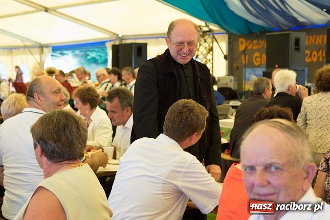 Zdjęcie w galerii na portalu naszraciborz.pl: Trudne żniwa, piękne dożynki. Gmina Rudnik świętowała w Gamowie wiadomości z regionu