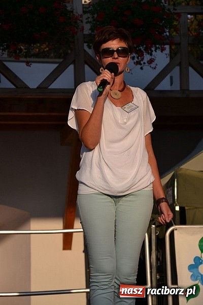 Zdjęcie w galerii na portalu naszraciborz.pl: Niedzielne popołudnie na raciborskim zamku wiadomości z regionu