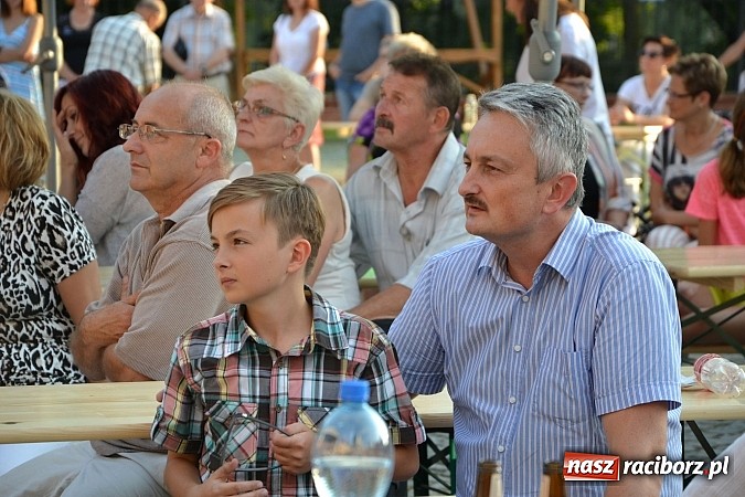 Zdjęcie w galerii na portalu naszraciborz.pl: Niedzielne popołudnie na raciborskim zamku wiadomości z regionu