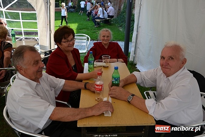 Zdjęcie w galerii na portalu naszraciborz.pl: Niedzielne popołudnie na raciborskim zamku wiadomości z regionu
