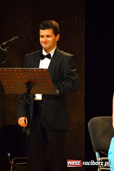 Zdjęcie w galerii na portalu naszraciborz.pl: Muzyka klasyczna w RCK na 20-lecie pomnika Josepha von Eichendorffa wiadomości z regionu