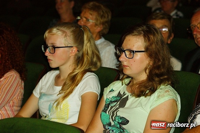 Zdjęcie w galerii na portalu naszraciborz.pl: Muzyka klasyczna w RCK na 20-lecie pomnika Josepha von Eichendorffa wiadomości z regionu