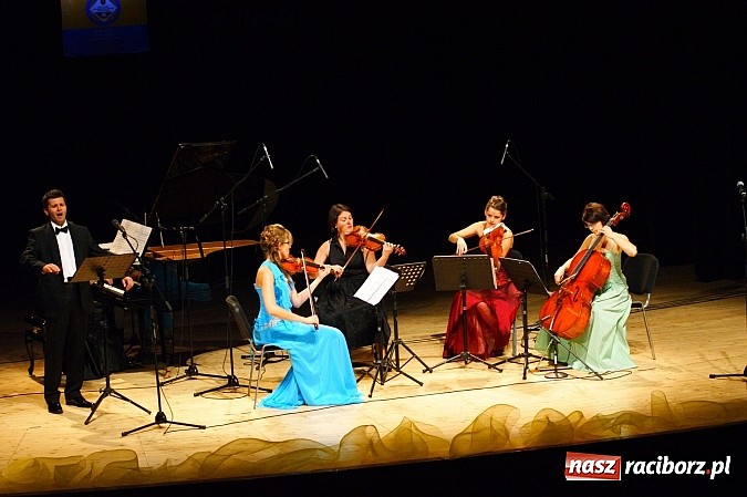 Zdjęcie w galerii na portalu naszraciborz.pl: Muzyka klasyczna w RCK na 20-lecie pomnika Josepha von Eichendorffa wiadomości z regionu