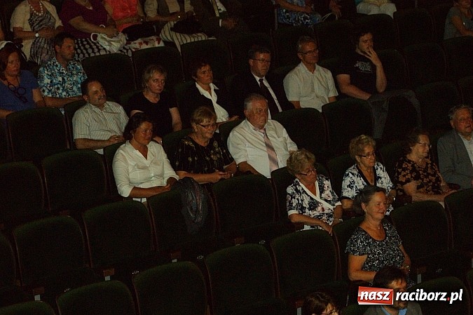 Zdjęcie w galerii na portalu naszraciborz.pl: Muzyka klasyczna w RCK na 20-lecie pomnika Josepha von Eichendorffa wiadomości z regionu