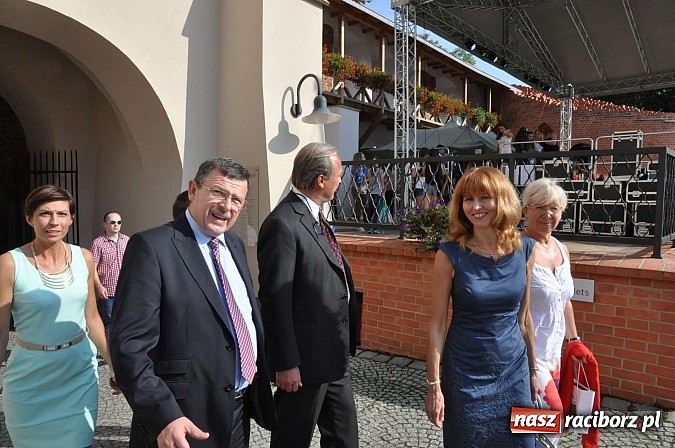 Zdjęcie w galerii na portalu naszraciborz.pl: Książę raciborski odwiedził zamek wiadomości z regionu