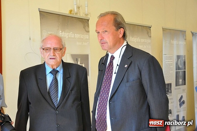 Zdjęcie w galerii na portalu naszraciborz.pl: Książę raciborski odwiedził zamek wiadomości z regionu