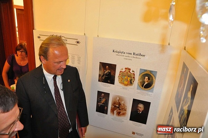 Zdjęcie w galerii na portalu naszraciborz.pl: Książę raciborski odwiedził zamek wiadomości z regionu