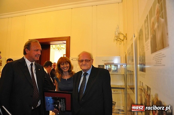 Zdjęcie w galerii na portalu naszraciborz.pl: Książę raciborski odwiedził zamek wiadomości z regionu