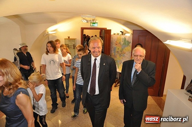 Zdjęcie w galerii na portalu naszraciborz.pl: Książę raciborski odwiedził zamek wiadomości z regionu