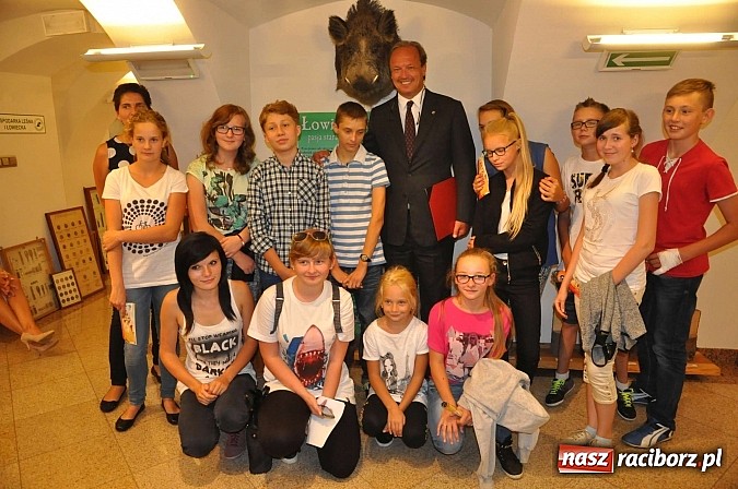 Zdjęcie w galerii na portalu naszraciborz.pl: Książę raciborski odwiedził zamek wiadomości z regionu