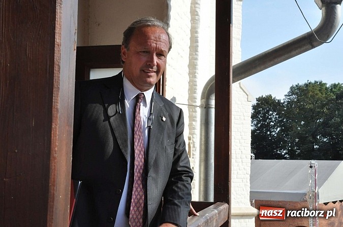 Zdjęcie w galerii na portalu naszraciborz.pl: Książę raciborski odwiedził zamek wiadomości z regionu