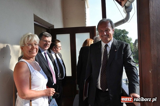 Zdjęcie w galerii na portalu naszraciborz.pl: Książę raciborski odwiedził zamek wiadomości z regionu