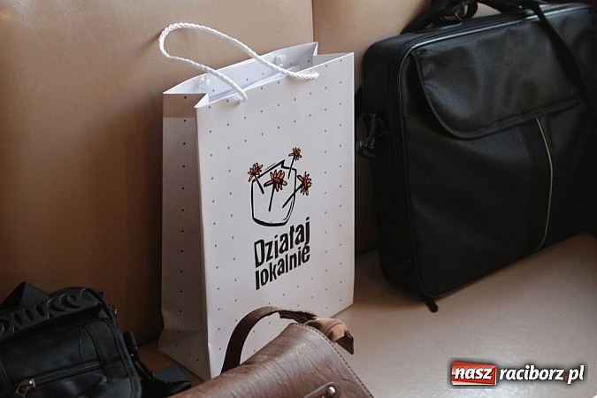 Zdjęcie w galerii na portalu naszraciborz.pl: CRIS rozdał granty w powiecie wodzisławskim i raciborskim wiadomości z regionu