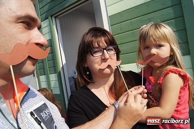 Zdjęcie w galerii na portalu naszraciborz.pl: Z wąsami Skrzetuskiego na Narodowym Czytaniu w Nędzy wiadomości z regionu