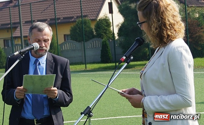 Zdjęcie w galerii na portalu naszraciborz.pl: Z wąsami Skrzetuskiego na Narodowym Czytaniu w Nędzy wiadomości z regionu