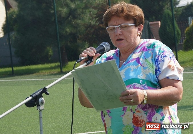 Zdjęcie w galerii na portalu naszraciborz.pl: Z wąsami Skrzetuskiego na Narodowym Czytaniu w Nędzy wiadomości z regionu