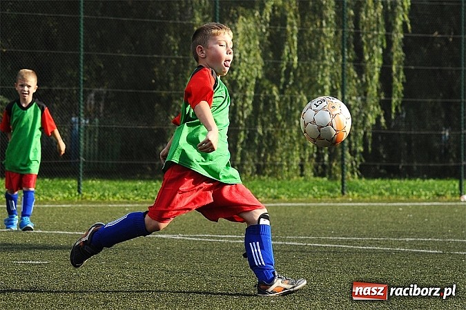 Zdjęcie w galerii na portalu naszraciborz.pl: Trzy gole Unii w meczu z Krzyżanowicami wiadomości z regionu