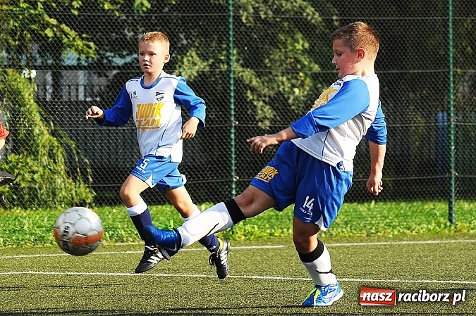 Zdjęcie w galerii na portalu naszraciborz.pl: Trzy gole Unii w meczu z Krzyżanowicami wiadomości z regionu