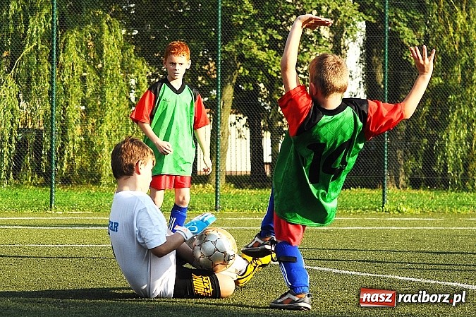 Zdjęcie w galerii na portalu naszraciborz.pl: Trzy gole Unii w meczu z Krzyżanowicami wiadomości z regionu