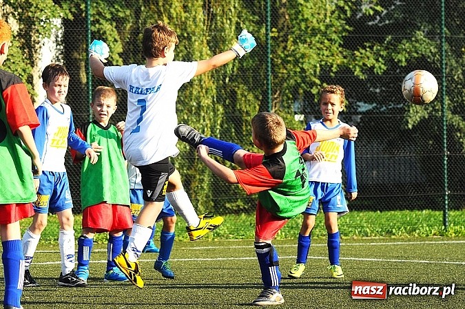Zdjęcie w galerii na portalu naszraciborz.pl: Trzy gole Unii w meczu z Krzyżanowicami wiadomości z regionu