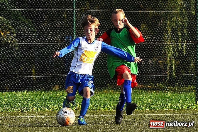 Zdjęcie w galerii na portalu naszraciborz.pl: Trzy gole Unii w meczu z Krzyżanowicami wiadomości z regionu