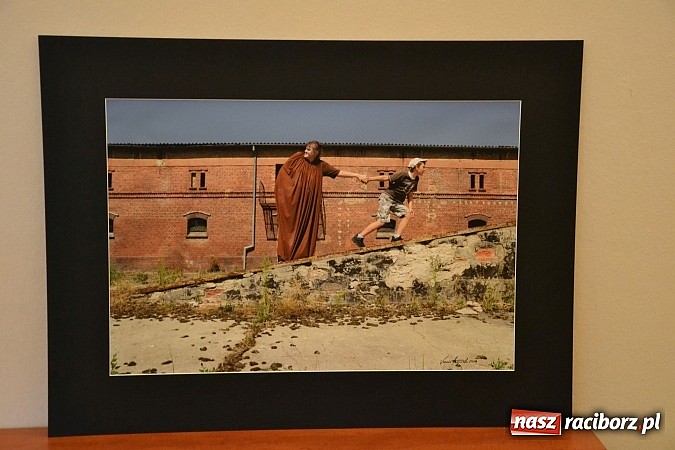 Zdjęcie w galerii na portalu naszraciborz.pl: O twórczości Witolda Wojtkiewicza na zamku wiadomości z regionu