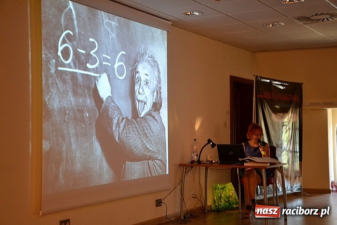 Zdjęcie w galerii na portalu naszraciborz.pl: O twórczości Witolda Wojtkiewicza na zamku wiadomości z regionu