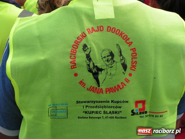 Zdjęcie w galerii na portalu naszraciborz.pl: Na rowerach zwiedzą Polskę wiadomości z regionu