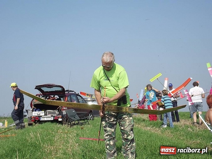 Zdjęcie w galerii na portalu naszraciborz.pl: Skrzydlaty Racibórz na 1. miejscu w Zawodach Modeli Latających wiadomości z regionu