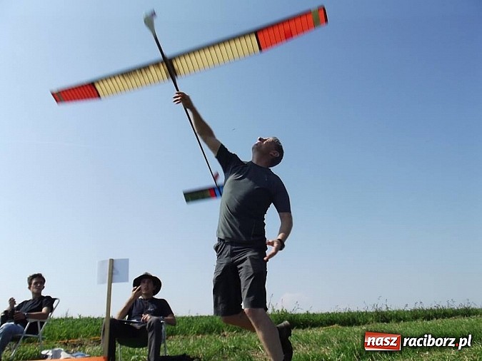 Zdjęcie w galerii na portalu naszraciborz.pl: Skrzydlaty Racibórz na 1. miejscu w Zawodach Modeli Latających wiadomości z regionu