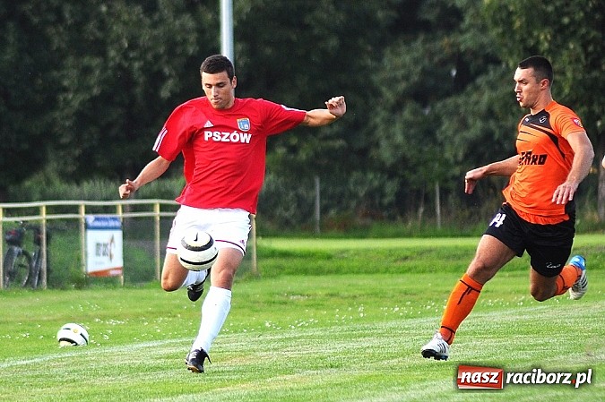 Zdjęcie w galerii na portalu naszraciborz.pl: Jedenaście goli przy Łąkowej. Rafako pokonane przez Górnika wiadomości z regionu