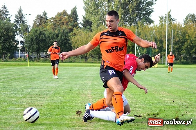 Zdjęcie w galerii na portalu naszraciborz.pl: Jedenaście goli przy Łąkowej. Rafako pokonane przez Górnika wiadomości z regionu