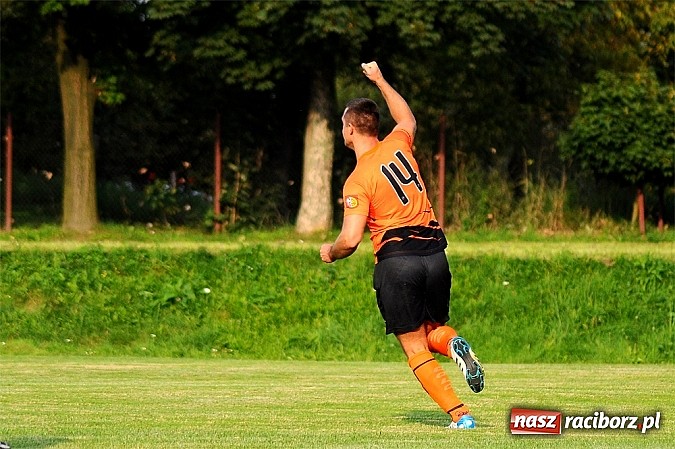 Zdjęcie w galerii na portalu naszraciborz.pl: Jedenaście goli przy Łąkowej. Rafako pokonane przez Górnika wiadomości z regionu