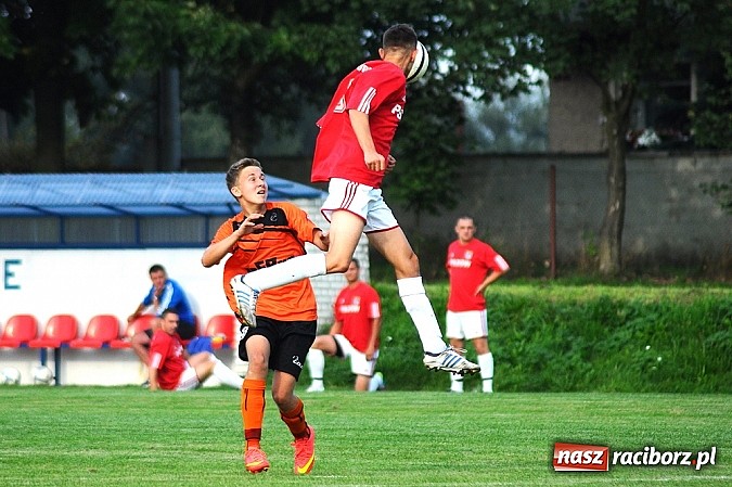 Zdjęcie w galerii na portalu naszraciborz.pl: Jedenaście goli przy Łąkowej. Rafako pokonane przez Górnika wiadomości z regionu