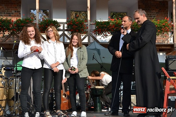 Zdjęcie w galerii na portalu naszraciborz.pl: Festiwal Spotkałem Pana na zamku już za nami wiadomości z regionu