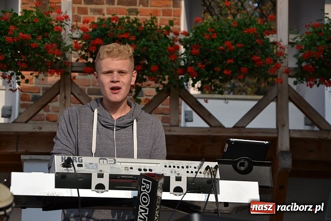 Zdjęcie w galerii na portalu naszraciborz.pl: Festiwal Spotkałem Pana na zamku już za nami wiadomości z regionu