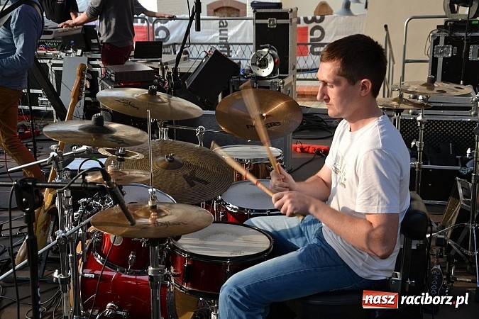 Zdjęcie w galerii na portalu naszraciborz.pl: Festiwal Spotkałem Pana na zamku już za nami wiadomości z regionu