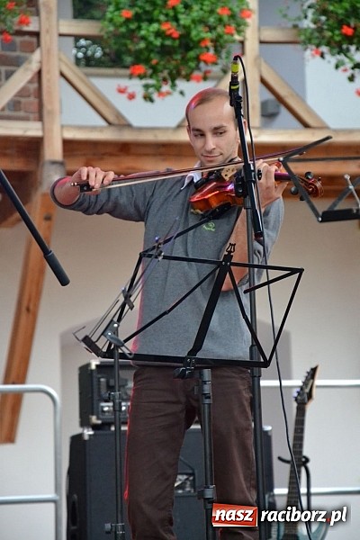 Zdjęcie w galerii na portalu naszraciborz.pl: Festiwal Spotkałem Pana na zamku już za nami wiadomości z regionu