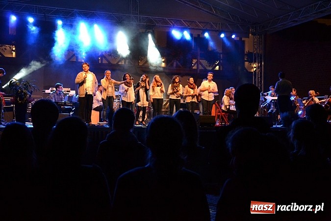 Zdjęcie w galerii na portalu naszraciborz.pl: Festiwal Spotkałem Pana na zamku już za nami wiadomości z regionu