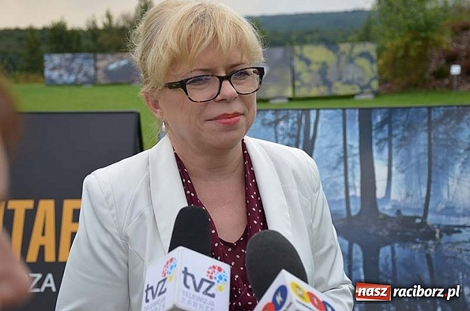 Zdjęcie w galerii na portalu naszraciborz.pl: Wernisaż wystawy Arbores Vitae – Ostatnia taka puszcza  wiadomości z regionu