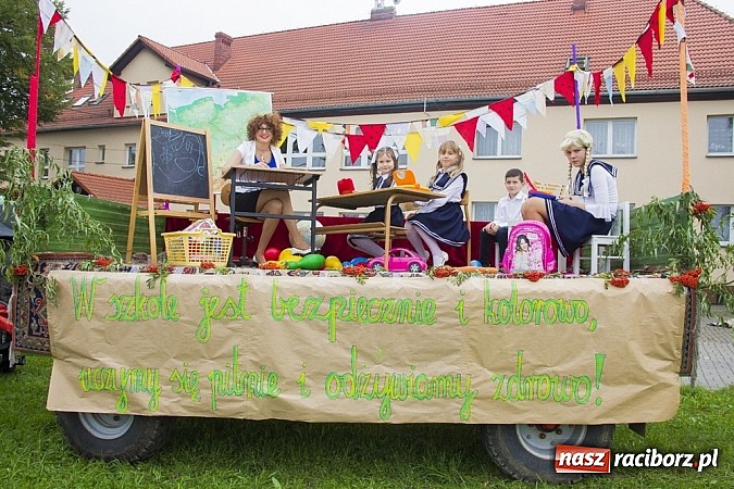 Zdjęcie w galerii na portalu naszraciborz.pl: W Samborowicach podziękowali za plony wiadomości z regionu